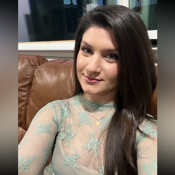 Meet your Posher, Colette - Picture 1 of 1